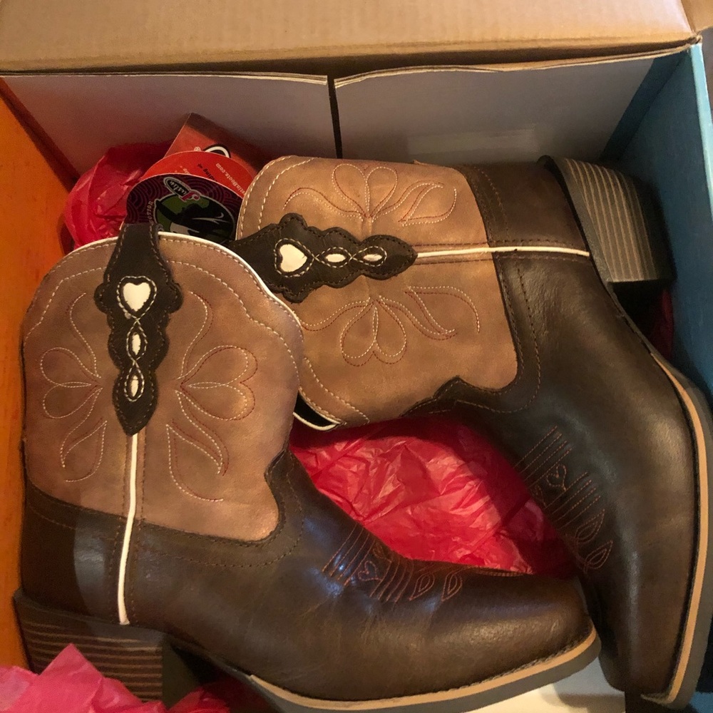 NIB Justin boots size 10